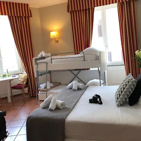 207 ゲストハウス 4*